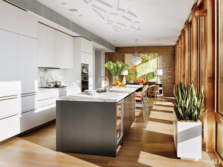 How Custom Cabinets Transformed the Johnson Family Kitchen
