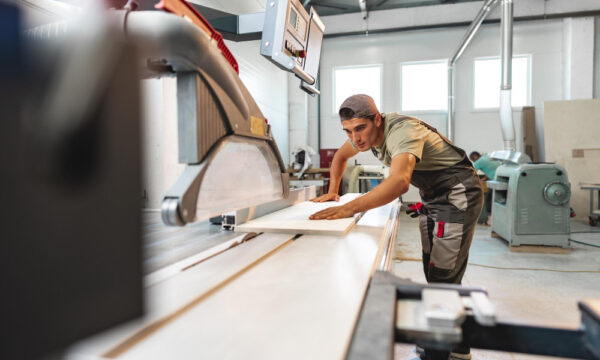 Kitchen Manufacturers: How to Choose the Right One Without Overthinking It