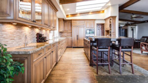 Farmhouse Kitchens with Islands