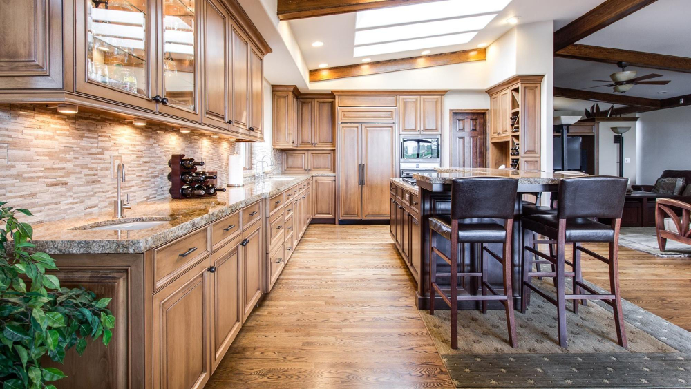 Farmhouse Kitchens with Islands