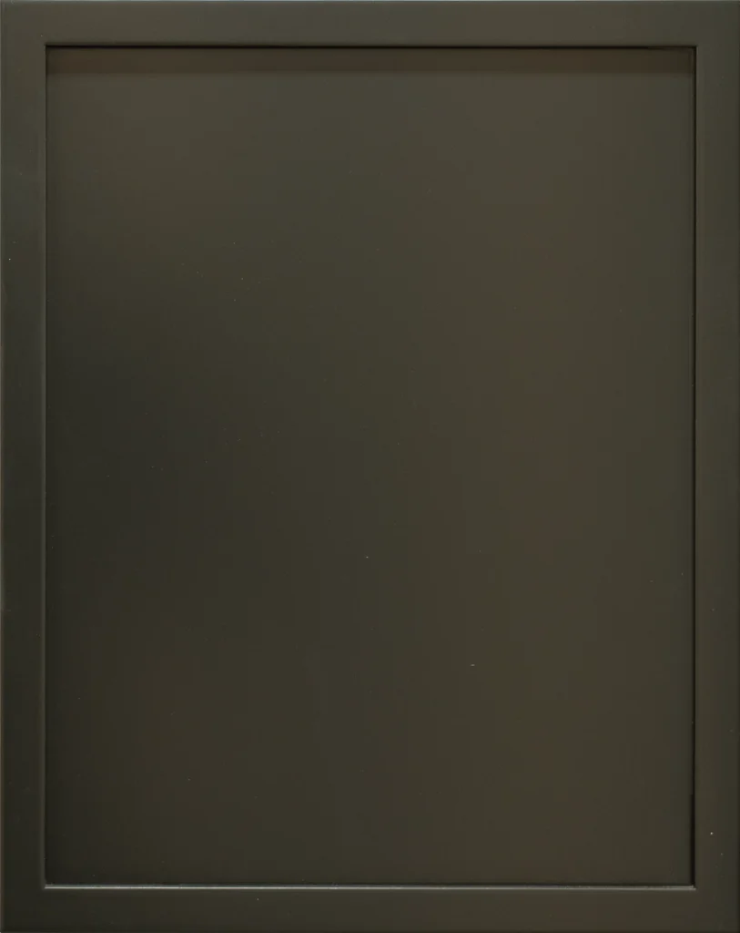 Giovanna Maple Ultimate Black cabinet door