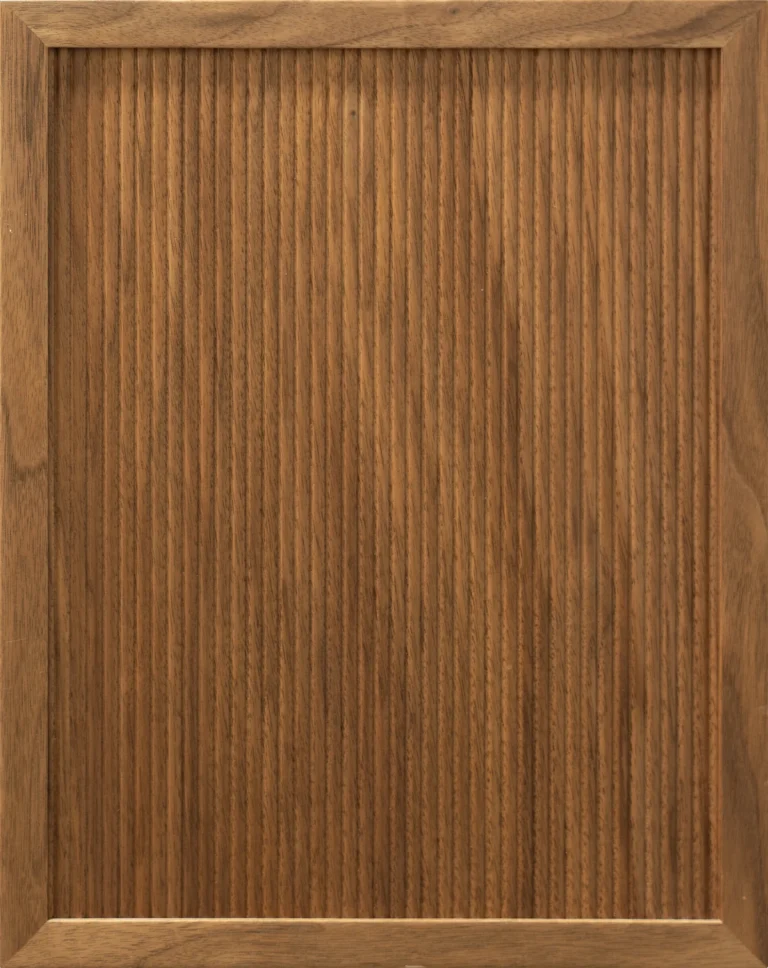 Giovanna Reeded Walnut Clear cabinet door